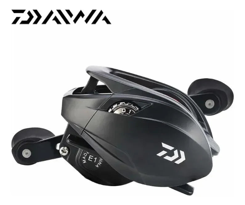 Carretilha DAIWA PR100H - Leve, Precisa e Robusta -  Sistema Anti-Cabeleira DAIWA - Nativo Camping