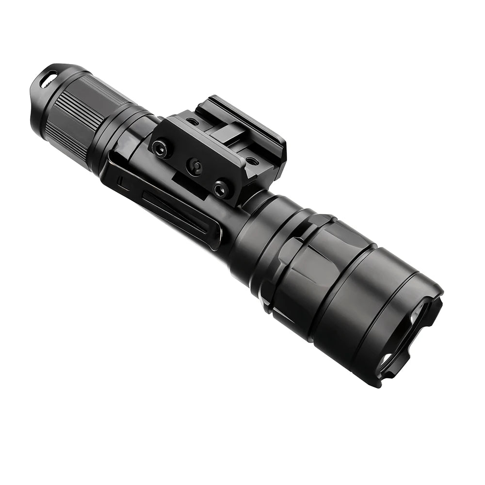 Lanterna Tática TrustFire R8 - 1700 Lumens - Suporte para Trilho Picatinny - Nativo Camping